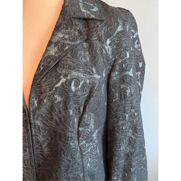 Chicos Textured Jacket, size 0(S) - Picture 3 of 7